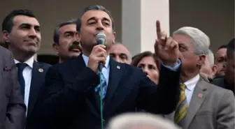 Yüreğir Belediye Başkanı, CHP Genel Başkan Yardımcısı hakkında suç duyurusunda bulundu