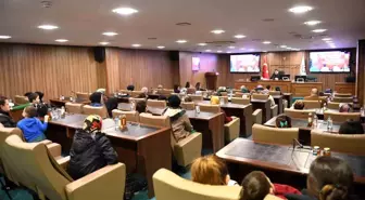 Altınordu Belediye Başkanı Aşkın Tören, halk gününde vatandaşlarla buluştu