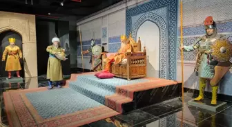 Konya Büyükşehir Belediyesi Dar-ül Mülk Sergi Sarayı'nda Selçuklu Sergileri