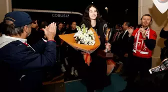 Eczacıbaşı Dynavit, VakıfBank'ı mağlup ederek şampiyon oldu