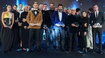 GQ Türkiye Men Of The Year ödülleri sahiplerini buldu! Kırmızı halıda şıklık yarışı yaşandı