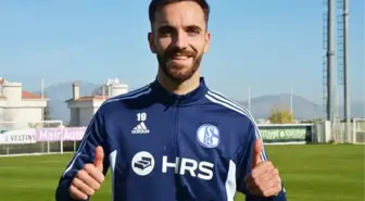 Kenan Karaman, Schalke 04'te Gösterdiği Performansla Dikkat Çekiyor