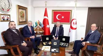 Sakarya Büyükşehir Belediye Başkanı Ekrem Yüce, Ankara'da projeleri anlattı