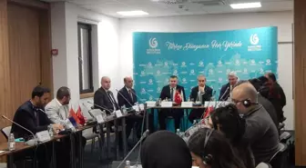 Belgrad'da Türk ve Sırp gazeteciler medya forumunda buluştu