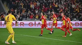 Göztepe, Eyüpspor'u 5-1 mağlup etti