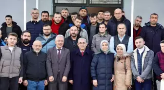 Kütahya Belediye Başkanı Prof. Dr. Alim Işık ve eşi mesai arkadaşlarıyla bir araya geldi