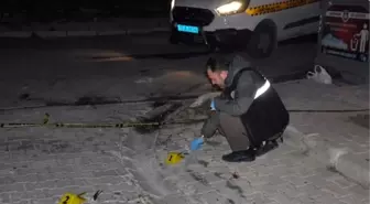 Köy muhtarı ile eski kayınpederi arasında bıçaklı kavga