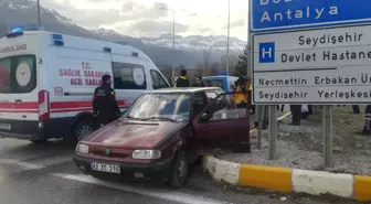 Konya'da trafik kazası: 3 kişi yaralandı