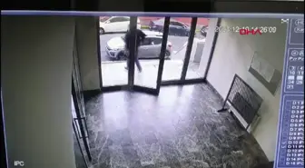 Küçükçekmece'de Kulüp Başkanına Silahlı Saldırı