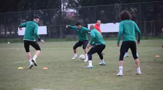 Sakaryaspor, Kocaelispor maçı için hazırlıklarını sürdürüyor