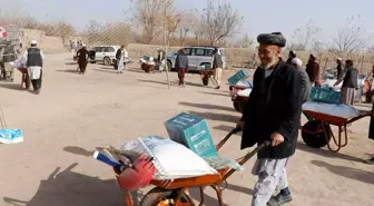 TİKA, Afganistan'daki çiftçilere tarımsal teçhizat desteği sağladı