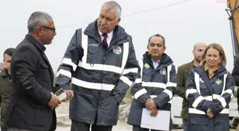 Adana Büyükşehir Belediye Başkanı Zeydan Karalar, Türkmenbaşı Alt Geçidi ve mahalle çalışmalarını denetledi