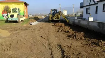 Çine Belediyesi Yollarda Bakım ve Onarım Çalışmalarına Devam Ediyor