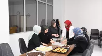 Muş Belediyesi Bilgi Evleri'nde 600 kursiyere eğitim veriliyor