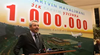 Rize-Artvin Havalimanı'nda 1 Milyonuncu Yolcu Törenle Karşılandı