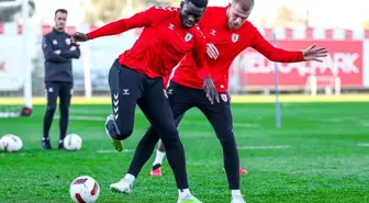 Samsunspor, transfer yasağından etkilenen oyuncularını geri çağırabilir