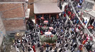 Nepal'de İndrayani Festivali kutlamaları