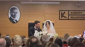 Elif Karlı, kızı Ecen Naz'ı evlendirdi