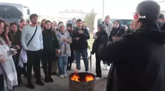 Iğdır'da parfüm ve kolonya üreten tesise eczacılık fakültesi öğrencilerinden ziyaret