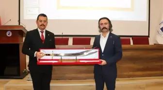 Denizli Ülkü Ocakları Pamukkale Üniversitesi'nde Konferans Düzenlendi