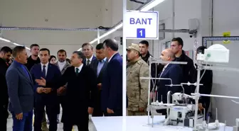 Şırnak Valisi Cevdet Atay, Silopi'deki tekstil kentte incelemelerde bulundu