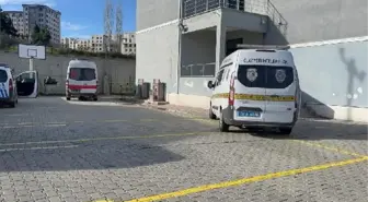 Bursa'da İmam Hatip Lisesi çatısında çalışan işçi düşerek hayatını kaybetti