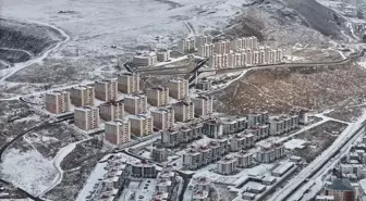 Kars ve Ardahan'da kar etkili oluyor
