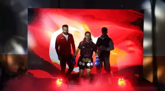 Muş'ta şehitler anısına 'Uluslararası Muaythai Müsabakaları' şampiyonası düzenlendi