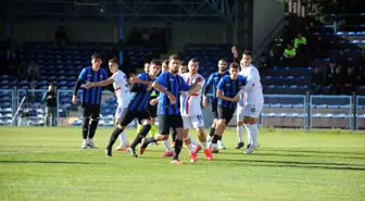 Karacabey Belediyespor ile Beyoğlu Yeni Çarşı 1-1 berabere kaldı