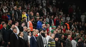 Pınar Karşıyaka, TOFAŞ'ı 98-71 yendi