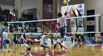 Voleybol: AXA Sigorta Efeler Ligi
