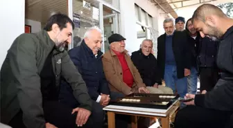 Mersin Akdeniz Belediye Başkanı esnaf ve vatandaşları ziyaret etti