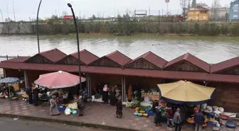 Espiye Belediyesi Yöresel Ürünler Pazarı Hizmete Açıldı