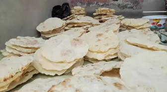 Samsun'da kadınlar kışlık yufkalarını yardımlaşarak hazırlıyor