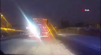 Karayolları 11. Bölge Müdürlüğü'nün yoğun kar mesaisi devam ediyor