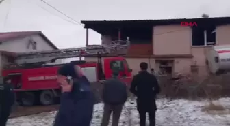Sobadan çıkan yangın 5 evi kullanılamaz hale getirdi