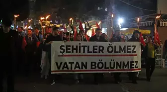 Antalya'da Şehitlere Saygı Yürüyüşü Gerçekleştirildi