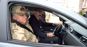 Batman Emniyet Müdürlüğü ve İl Jandarma Komutanlığına 27 Araç Teslim Edildi