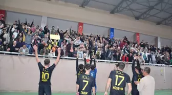 Demirci'de Cumhuriyetin 100. Yılı Futsal Turnuvası Şampiyonu Belli Oldu