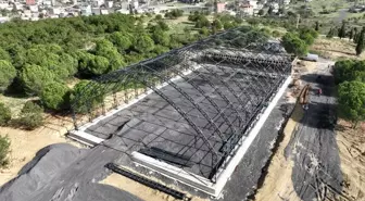 Dilovası'nda Kapalı Halı Saha Tesisleri İnşa Ediliyor