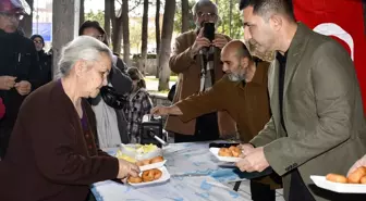 Kuşadası Belediyesi Şehitler İçin Lokma Hayrı Düzenledi