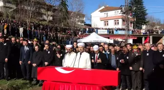 Irak'ta terör saldırısında şehit düşen Piyade Sözleşmeli Er Yasin Karaca toprağa verildi