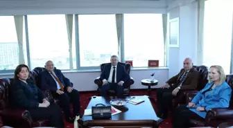 Trakya Üniversitesi Tıp Fakültesi 2023-2024 Akademik Kurul Toplantısı Gerçekleştirildi