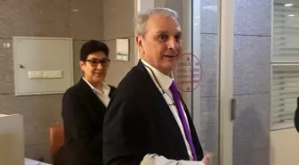 Gazeteci Can Ataklı, şehit aileleri ve şehit babaları hakkındaki sözleri nedeniyle ifade vermek üzere Adalet Sarayı'na geldi