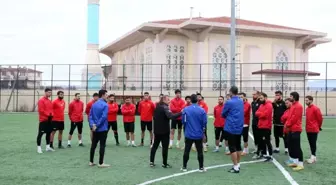 Eskişehirspor, yeni teknik direktörüyle ilk antrenmanını gerçekleştirdi