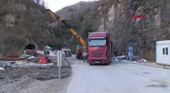 Mesudiye'deki heyelan nedeniyle kapanan yol yeniden açıldı
