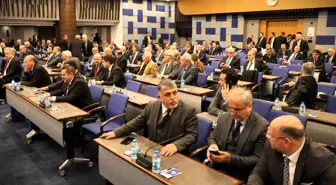 İZTO, deniz taşmasından zarar gören üyeler için 15 milyon liralık fon oluşturdu