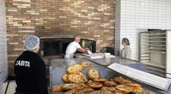 Kemer Belediyesi Yılbaşı Öncesi Fırın ve Pastanelerde Denetim Yaptı