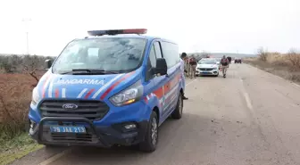 Kilis'te hafif ticari araç devrildi: Sürücü ağır yaralandı