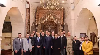 Mardin Valisi Süryanilerin Noel Bayramını kutladı